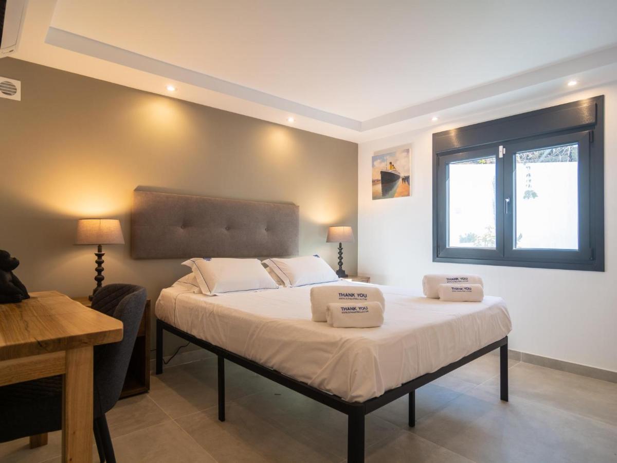 Сasa de vacaciones In Chapas Playa With Private Heated Pool Marbella