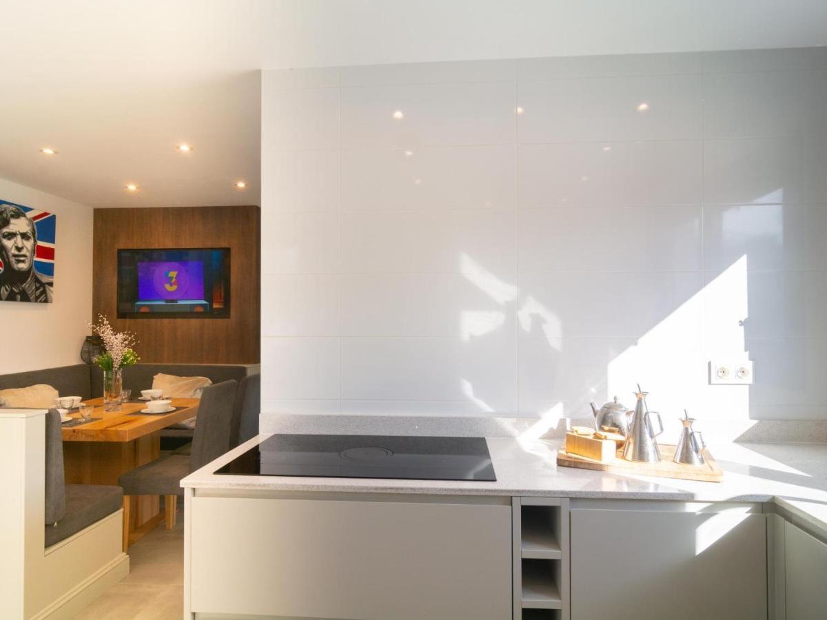 In Chapas Playa With Private Heated Pool * Marbella